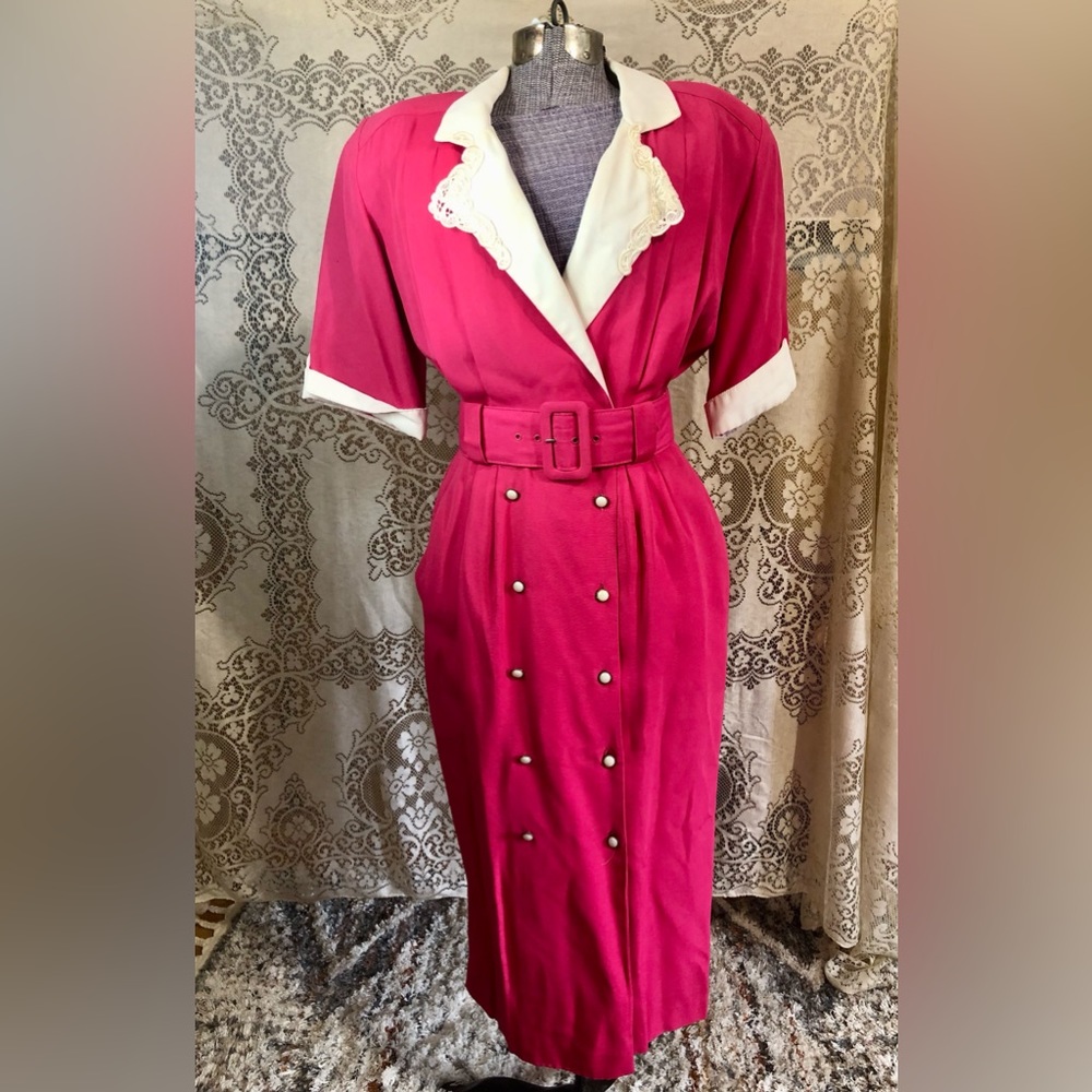 Authentic vintage 80s hot pink dress button down belt size 8 white collar